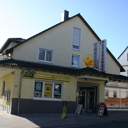 Fawiga Monteurwohnung Karben Buitenkant foto