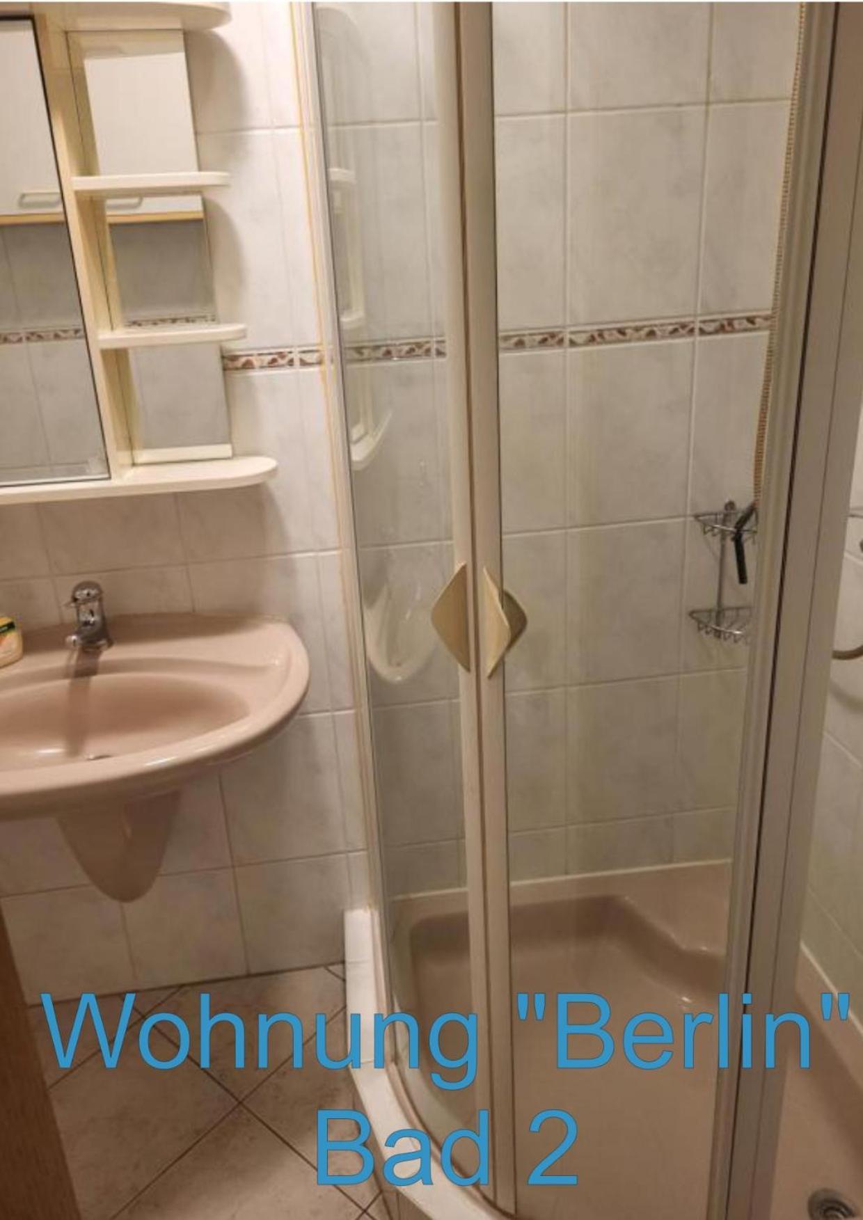 Fawiga Monteurwohnung Karben Buitenkant foto
